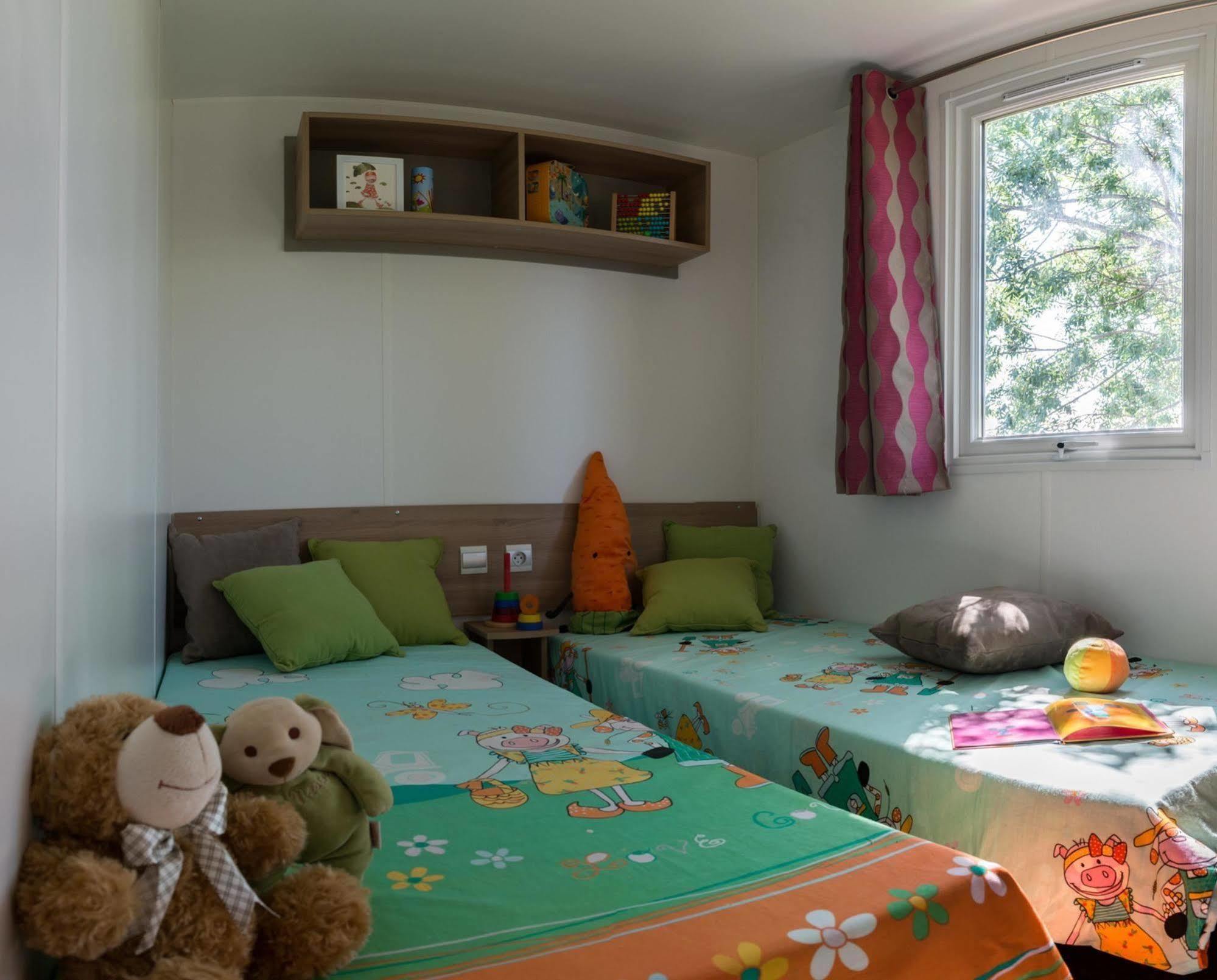 Camping Officiel Siblu Domaine De Dugny 翁赞 外观 照片